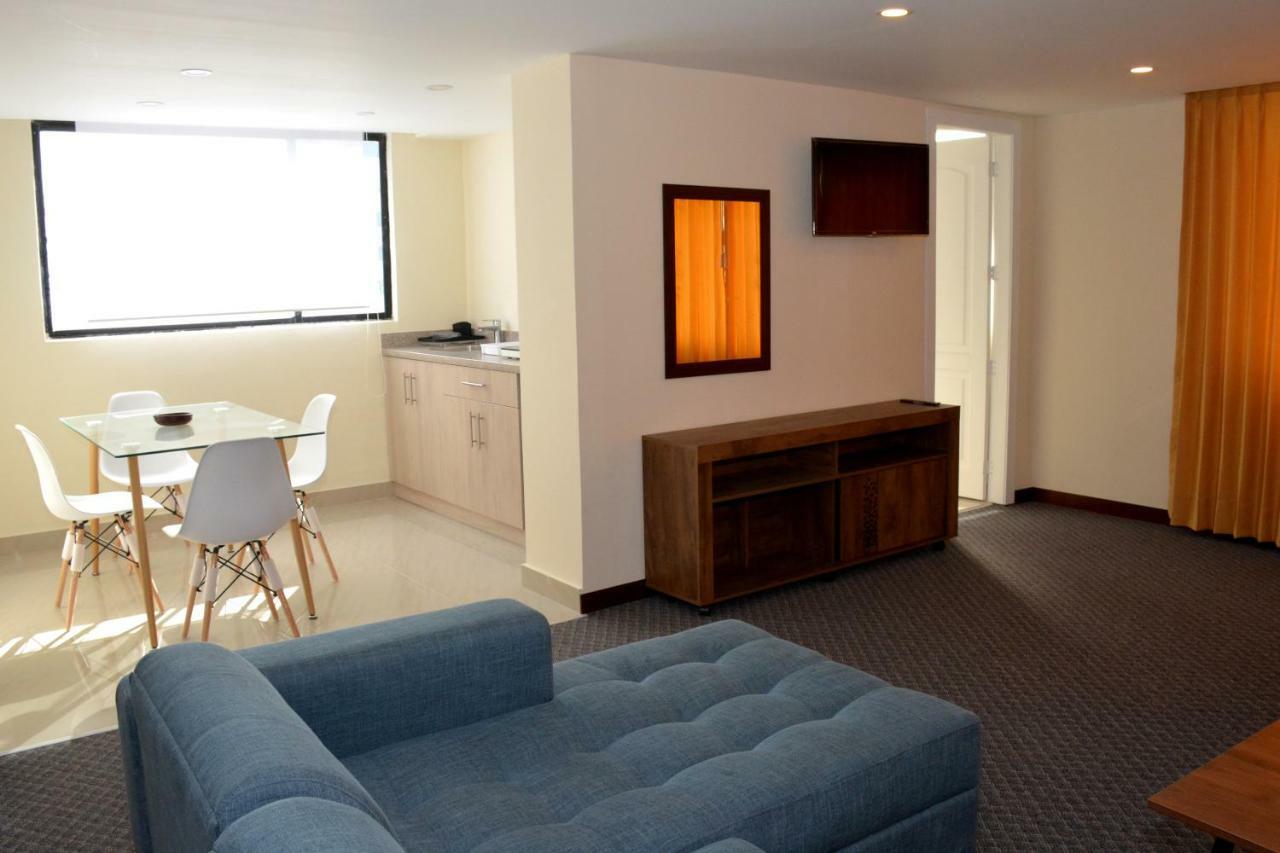 קיטו Los Angeles Stay Inn מראה חיצוני תמונה