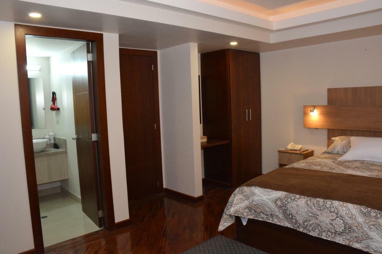 קיטו Los Angeles Stay Inn מראה חיצוני תמונה