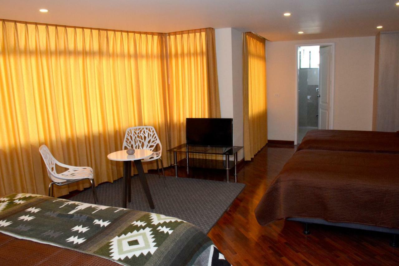 קיטו Los Angeles Stay Inn מראה חיצוני תמונה