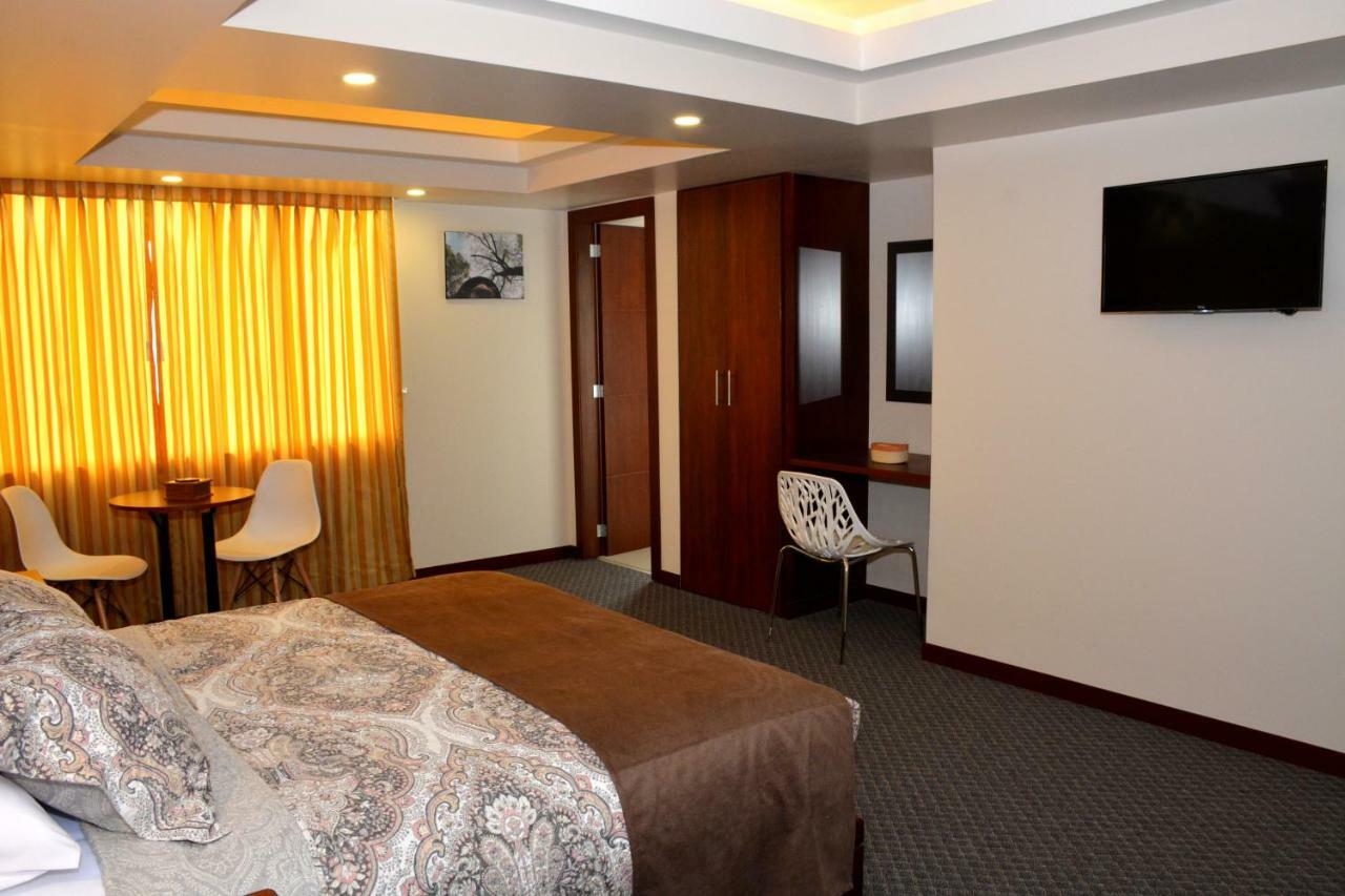 קיטו Los Angeles Stay Inn מראה חיצוני תמונה